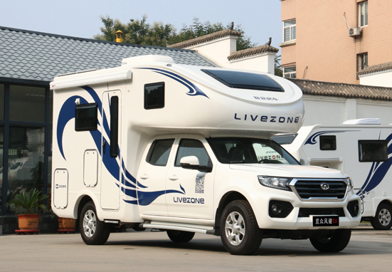 選這輛房車，只為更多山花爛漫